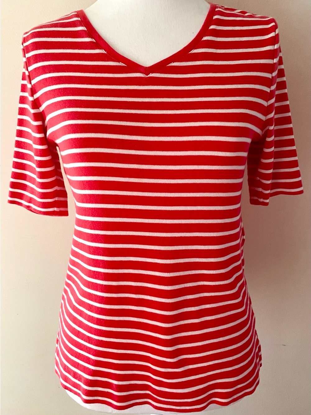 Chico’s Size 0 US Small Pink & White Striped V Neck Ultimate T Shirt